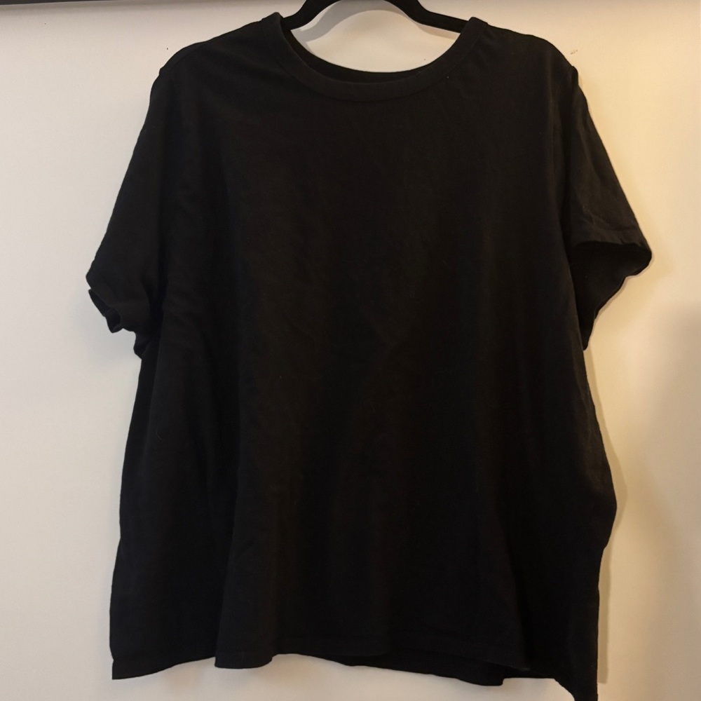 Old Navy Black Short Sleeve Tee